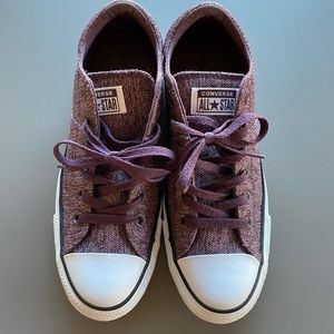 Converse Chuck Taylor Women’s low top sneakers